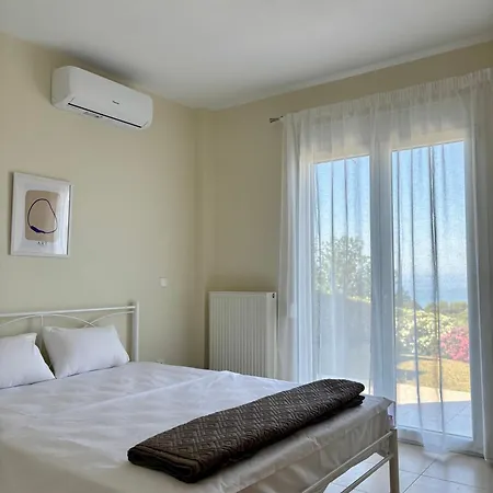 Eliki Villa